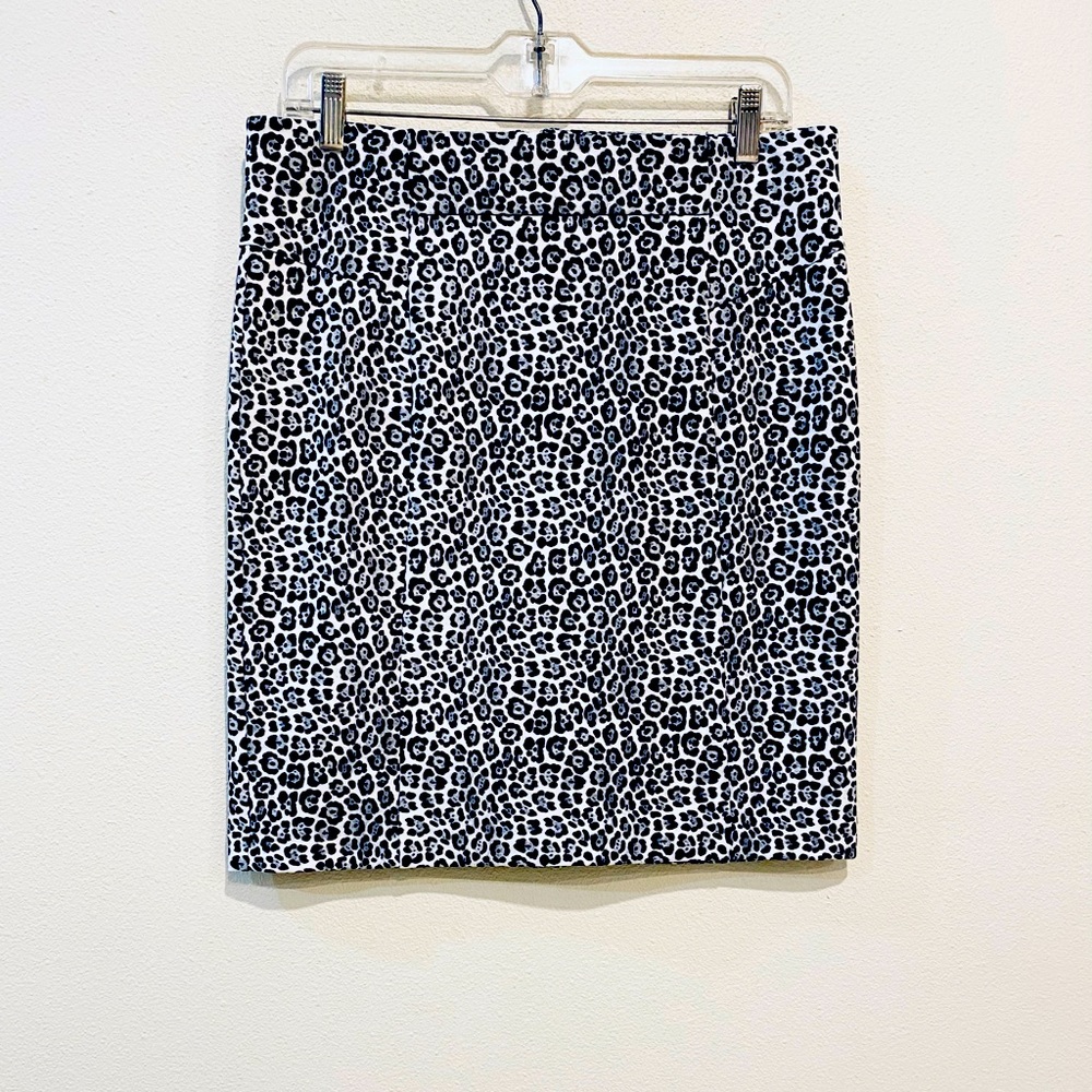 MICHAEL KORS Pencil Skirt in Grey Cheetah 😻